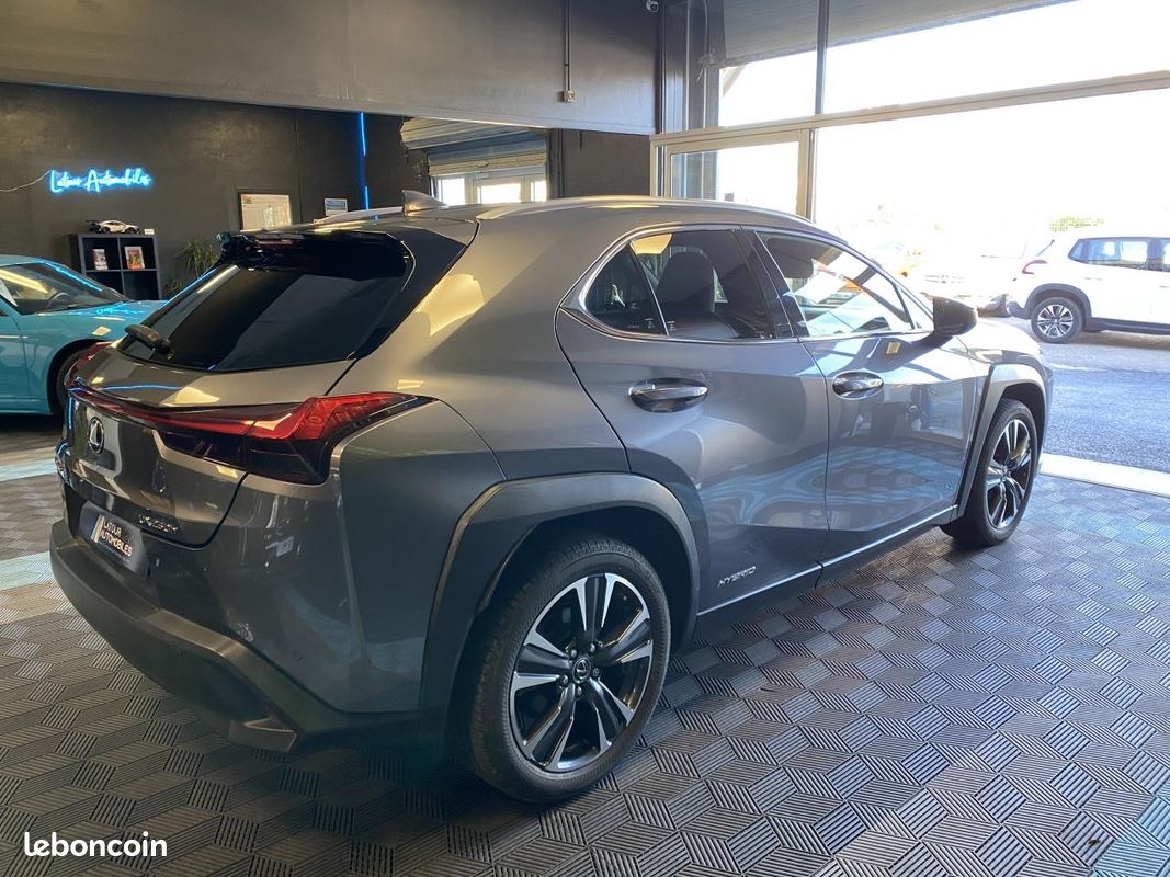 LEXUS UX 250h Hybrid FWD - 2.0 VVT-iE - Premium Edition - 184cv - Boîte auto - Garantie 12 mois (image 4)