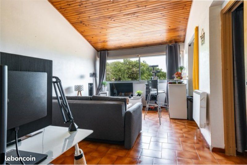 Appartement 2 pièces 40 m² · à Vaison-la-Romaine · 40 m² · 580 €
