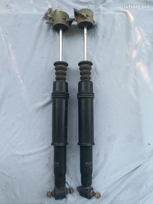 Paire amortisseurs arrière gaz prêts à monter Peugeot 307 sw 2.0 2L 136 138 ch essence ou HDi 90 110 ou 1.6 110ch ou 1.4 (image 1)