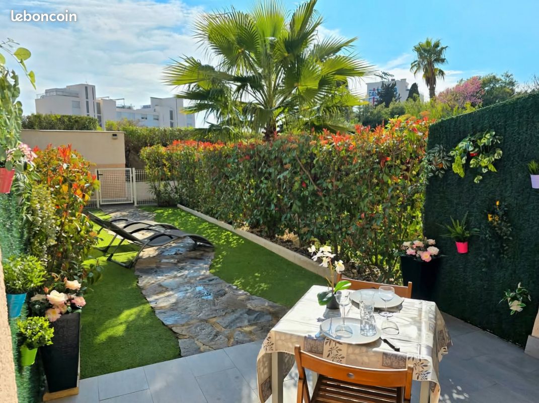 Appartement 1 pièce 27 m² · au Lavandou · 27 m² · 890 €/mois
