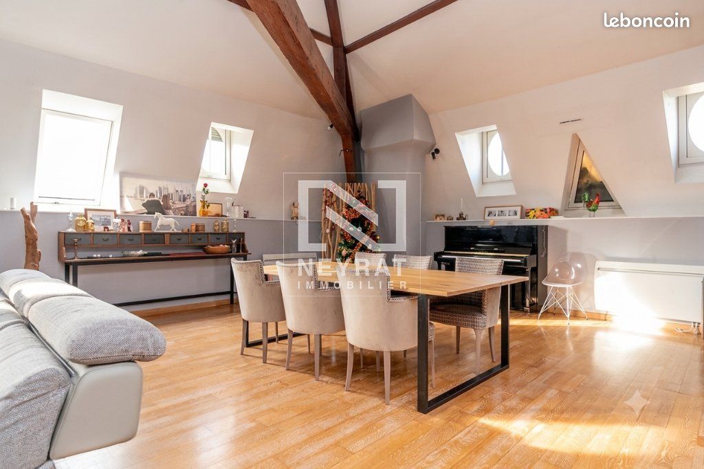 Appartement 6 pièces 186 m² · à Chalon-sur-Saône · 186 m² · 279 000 €