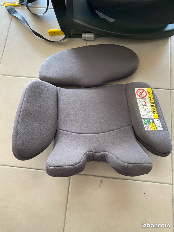 Siège auto de marque Babyconfort Axissfix isofix (image 4)