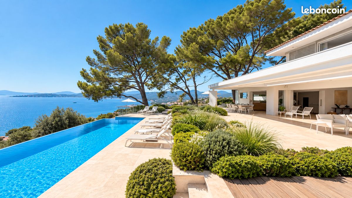 Maison 8 pièces 360 m² · à Roquebrune-sur-Argens · 360 m² · 5 700 000 €