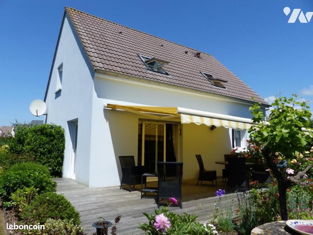 Maison 6 pièces 108 m² · à Gouville-sur-Mer · 108 m² · 325 840 €