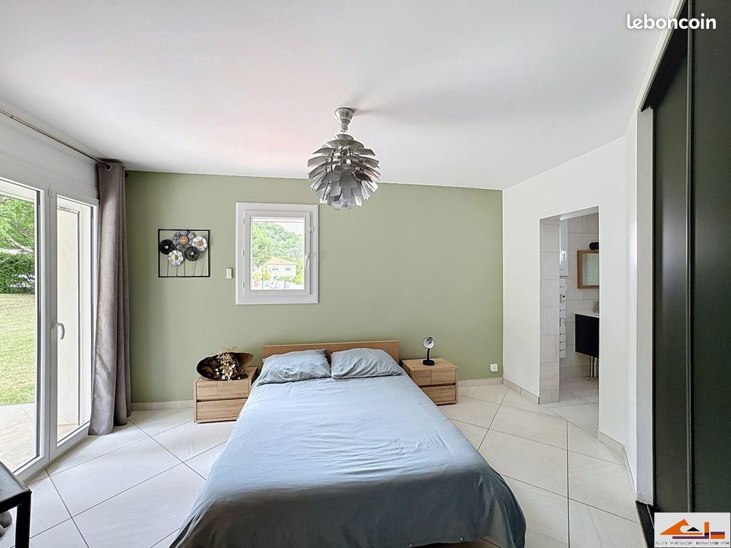 Villa 7 pièces 228 m² (image 8)