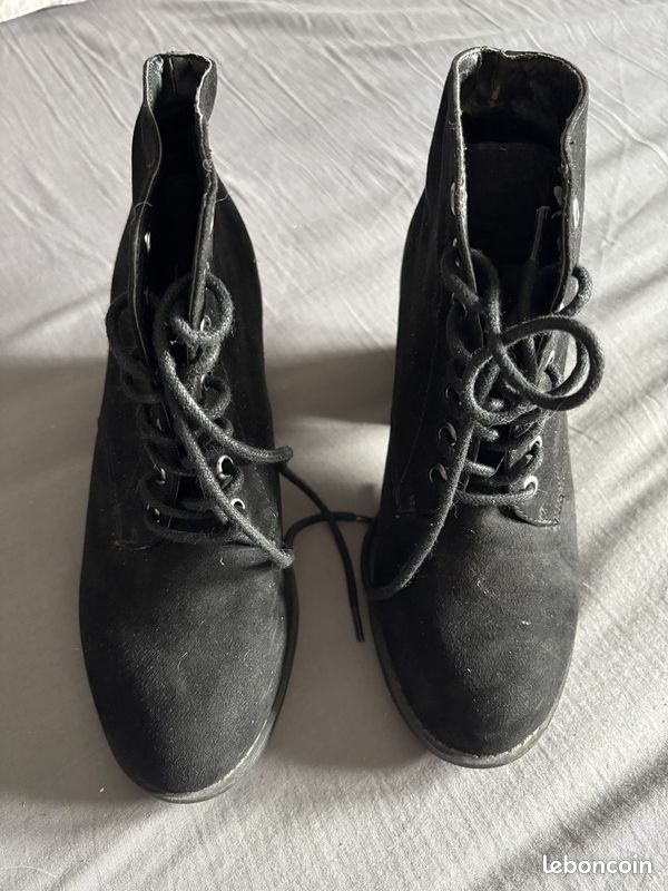 Bottines ,semelles épaisses (image 1)