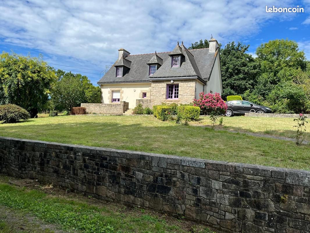 Maison 6 pièces 145 m² · à Saint-Carreuc · 145 m² · 260 000 €