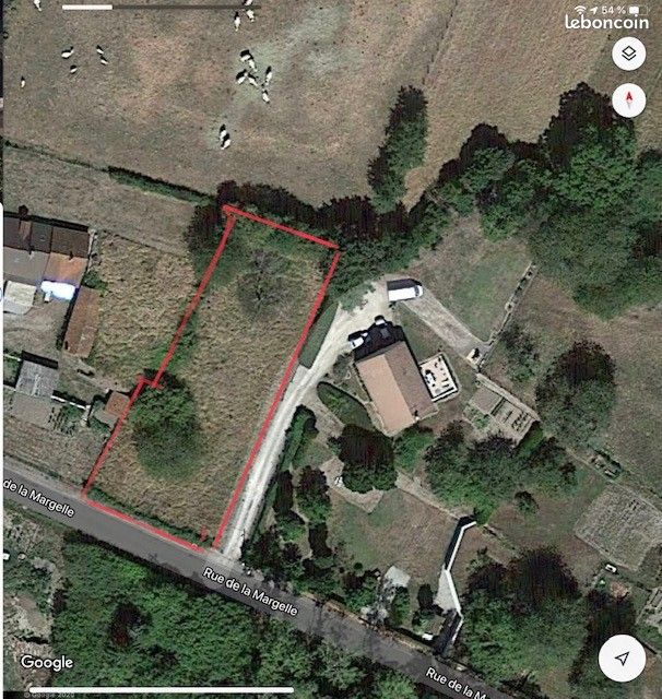 TERRAIN 1296 m2 · à Épinac · 13 000 €