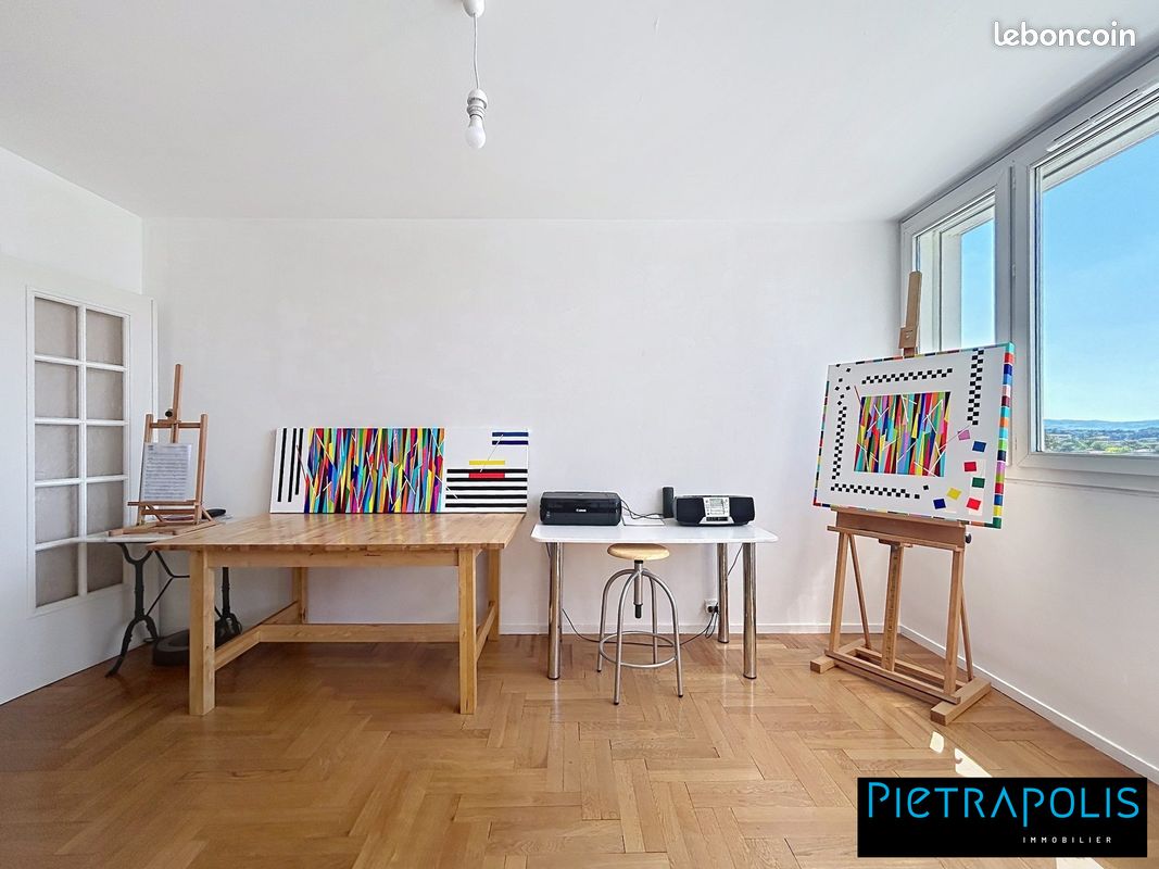 Appartement 6 pièces 112 m² · à Sainte-Foy-lès-Lyon · 112 m² · 385 000 €