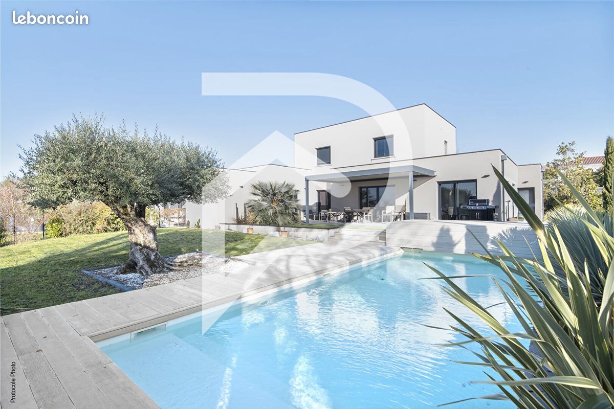 Maison 5 pièces 178 m² · à Mons · 178 m² · 2 668 €/mois
