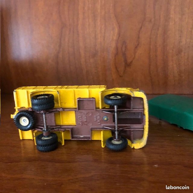 Dinky Toys F n° 584 camion bâché GAK BERLIET en boite