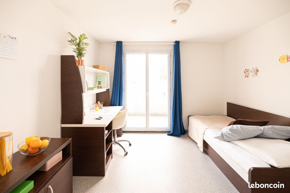 Appartement 1 pièce 14 m² · à Pessac · 14,3 m² · 680 €/mois