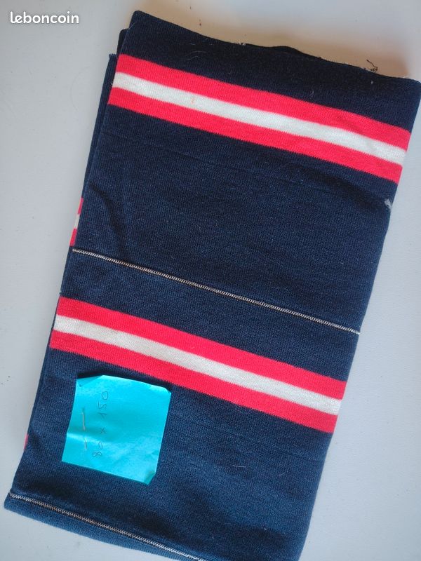 Coupon tissu neuf (image 1)
