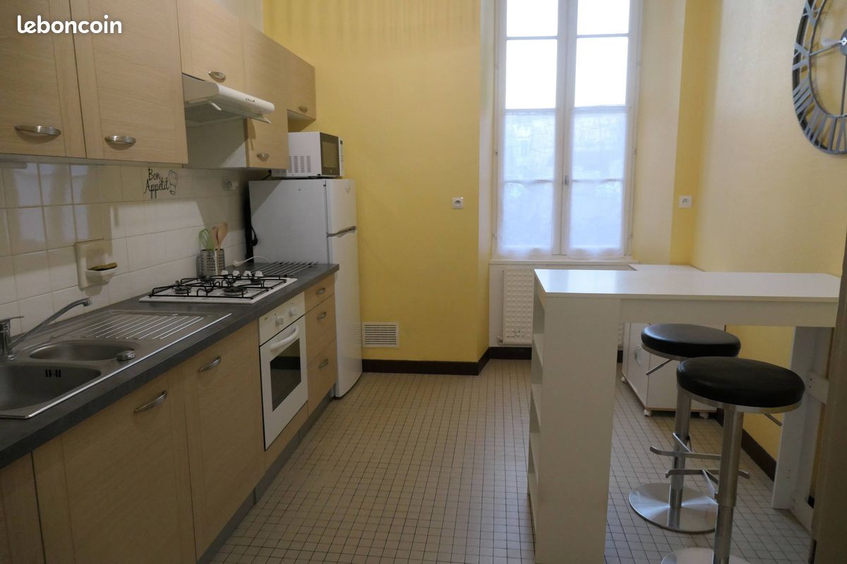 Appartement 2 pièces 57 m² · à Fontenay-le-Comte · 57,1 m² · 590 €/mois