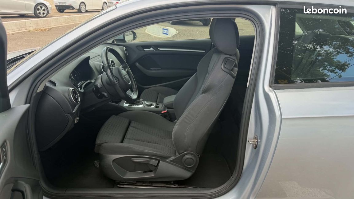 Audi A3 1.6 TDI 110 Ambition Luxe S tronic 7 (image 8)