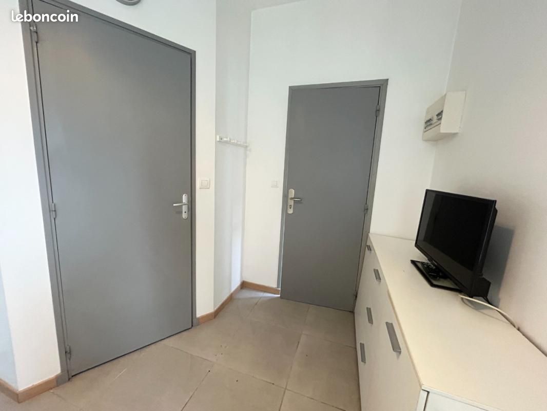 Appartement 1 pièce 11 m² · à Amiens · 11 m² · 399 €