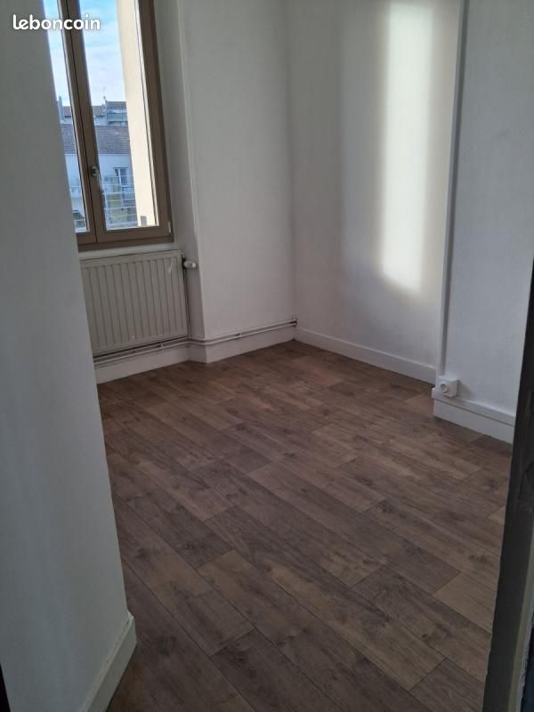 Appartement 3 pièces 50 m² · à Saint-Chamond · 50 m² · 365 €/mois
