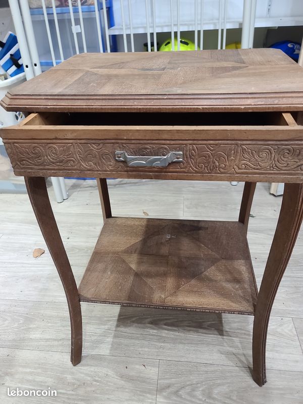 Table d'appoint sellette (image 2)
