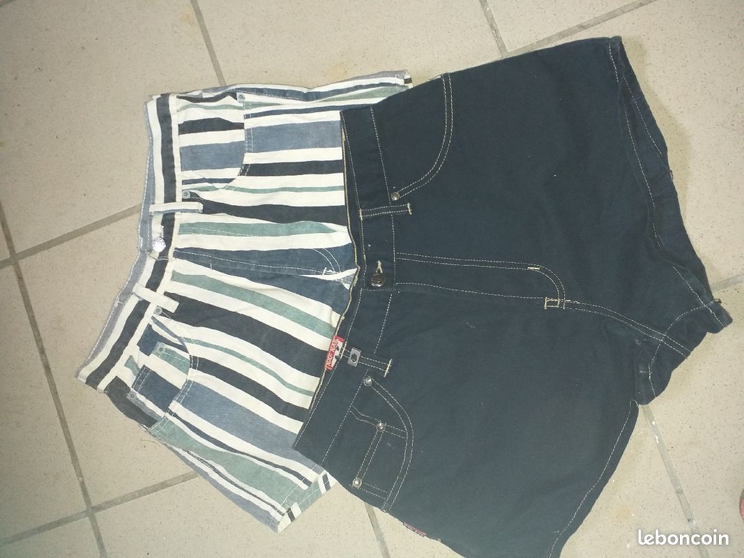 Lot de vêtements pas c (image 3)