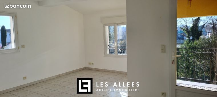 https://img.leboncoin.fr/api/v1/lbcpb1/images/e3/68/54/e36854d8cb39a3c8615450456cecc95c8d95a225.jpg?rule=ad-image