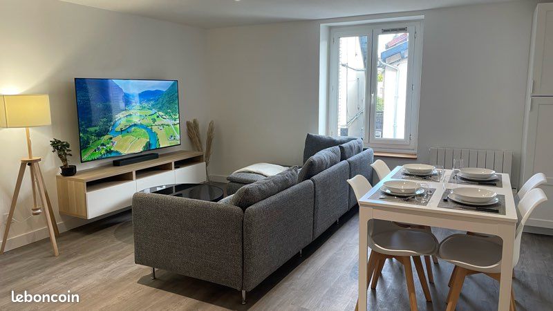 Appartement 2 pièces 54 m² · à Pont-de-Chéruy · 54 m² · 900 €