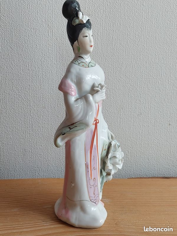 Statuette porcelaine chinoise geisha (image 5)