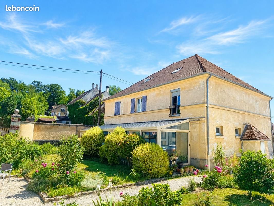 Maison 4 pièces 163 m² · à Lizy-sur-Ourcq · 163 m² · 243 000 €