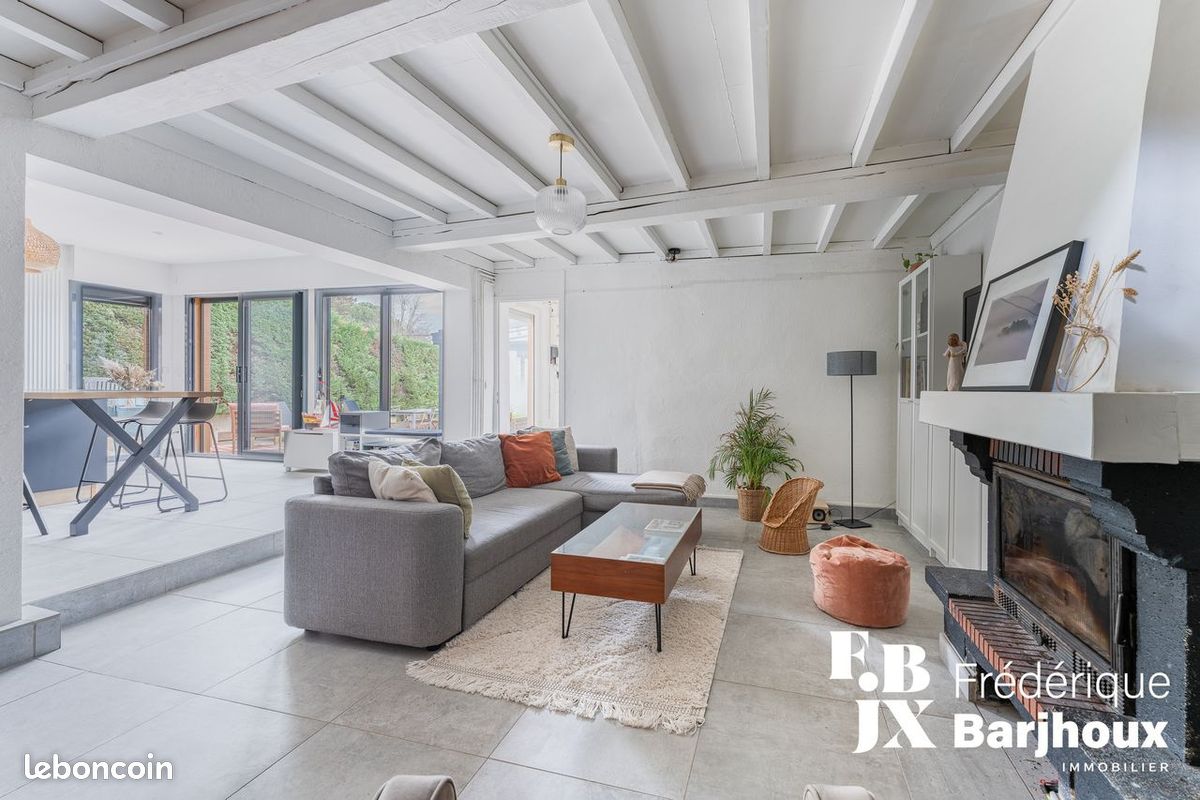 Maison 5 pièces 90 m² · à Tassin-la-Demi-Lune · 90 m² · 474 000 €