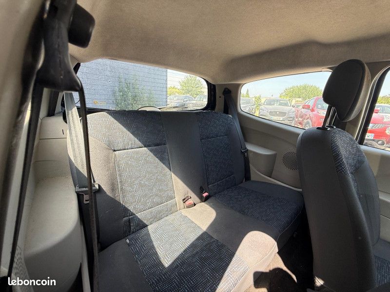 Renault TWINGO II 1.2 16V 75CH DYNAMIQUE (image 15)