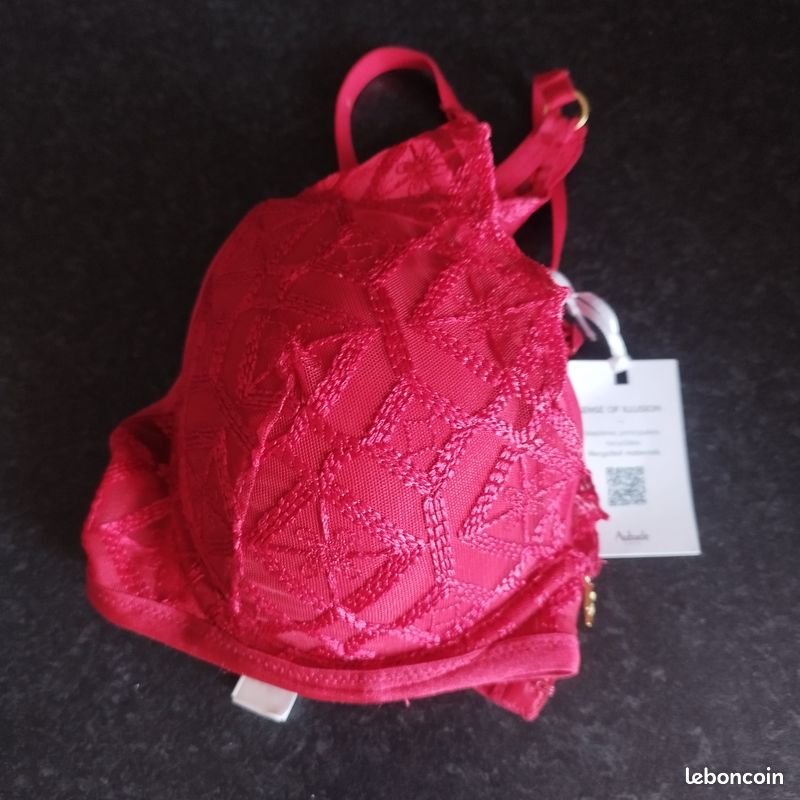 Soutien gorge AUBADE plunge foulard sens of illusion rouge taille 85 C (image 1)