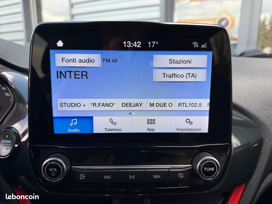 Ford fiesta 1.5 tdci st-line 85ch / camera recul / carplay (image 17)
