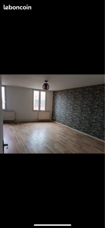 Appartement 3 pièces 70 m² · à Sallaumines · 70 m² · 650 €