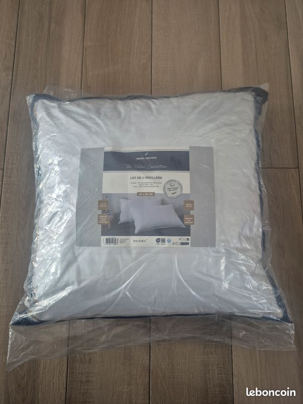 DODO Lot De 2 Oreillers 60x60cm - Fermeté Medium - BLANC - Fabrication