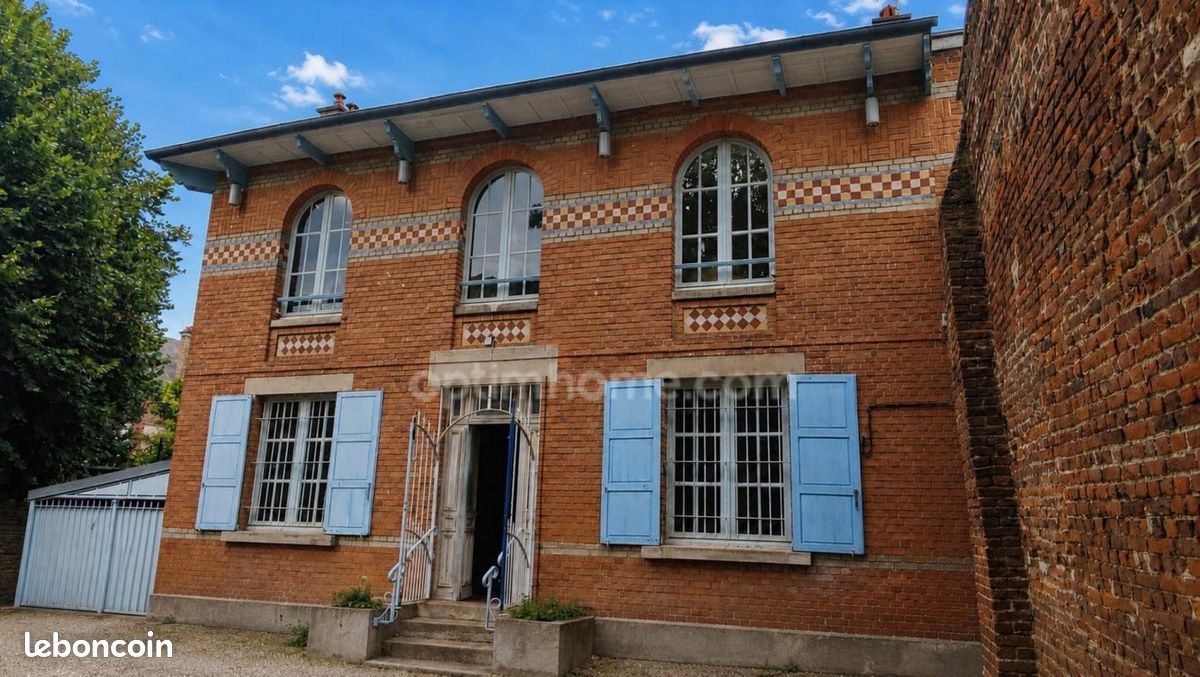 Maison 3 pièces 119 m² · à Saint-Quentin · 119 m² · 108 000 €