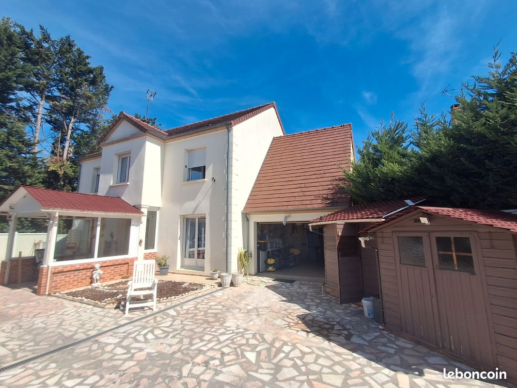 Maison 6 pièces 150 m² · à Saint-Ouen-l'Aumône · 150 m² · 499 990 €