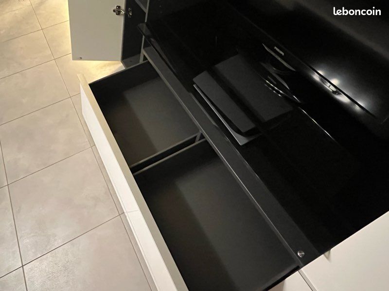 Meuble TV avec rangement (image 5)