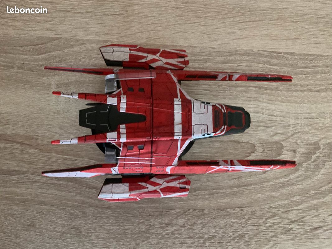 Star Trek – Vaisseau Éclaireur Mission Fédération – Collection Officielle Eaglemoss – Modèle Pressé Main