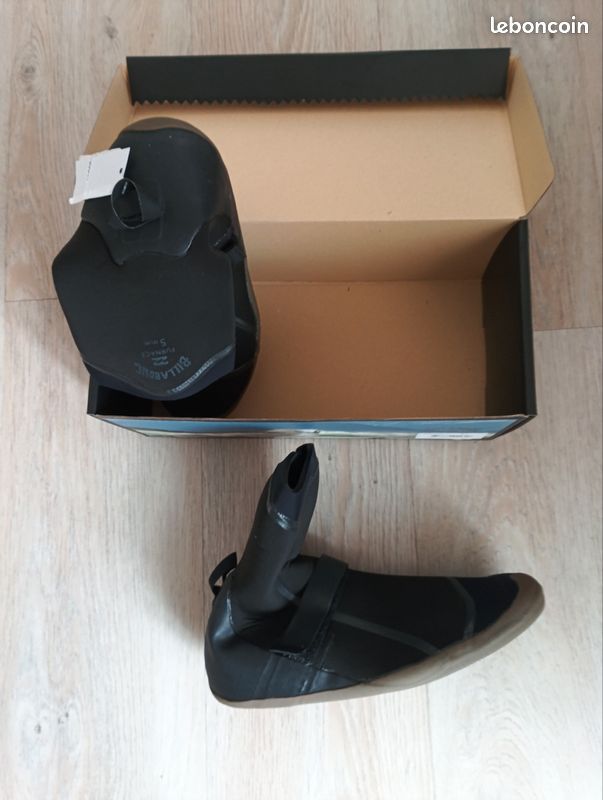 Chausson surf Billabong furnace 5 mm neuf (image 2)