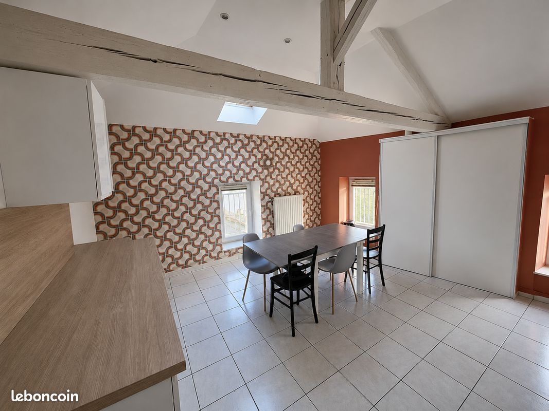 Appartement 5 pièces 105 m² · à Épinal · 105 m² · 680 €