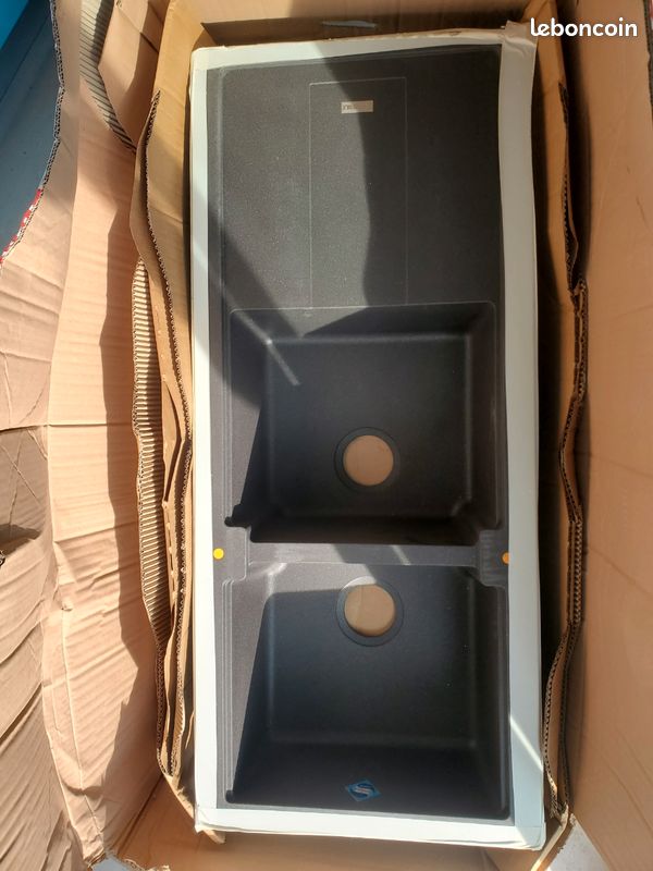 Evier double bac neuf, jamais servi (image 1)