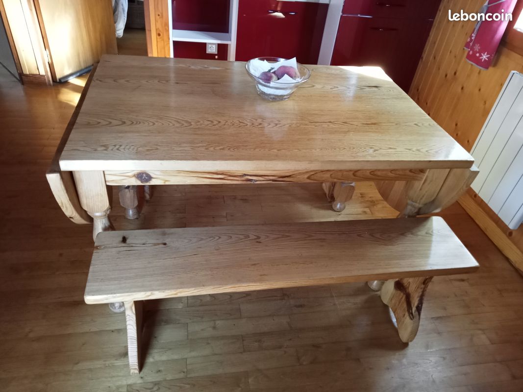 Table et bancs (image 3)