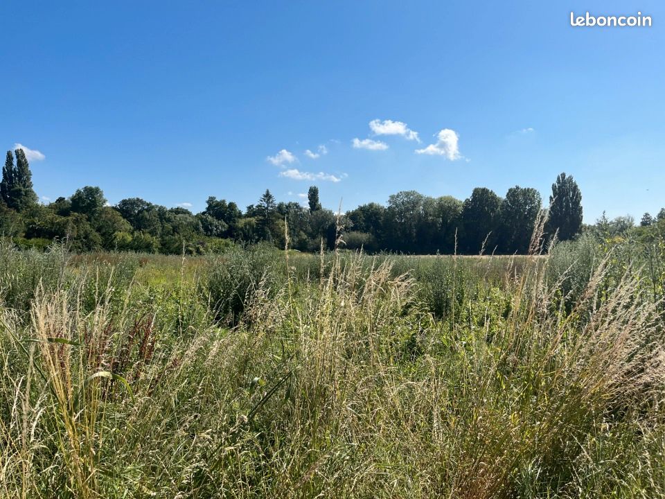 Terrain 1 000 m² Les Damps · 92 000 €