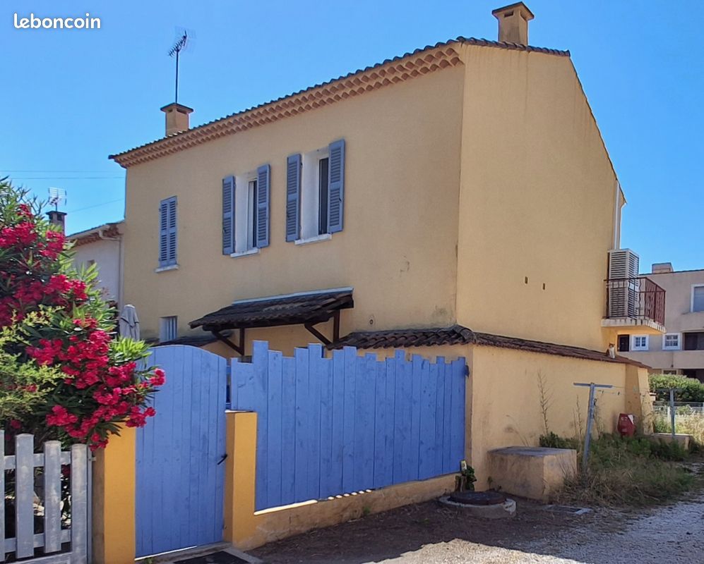 Appartement 1 pièce 32 m² · à Hyères · 32 m² · 670 €