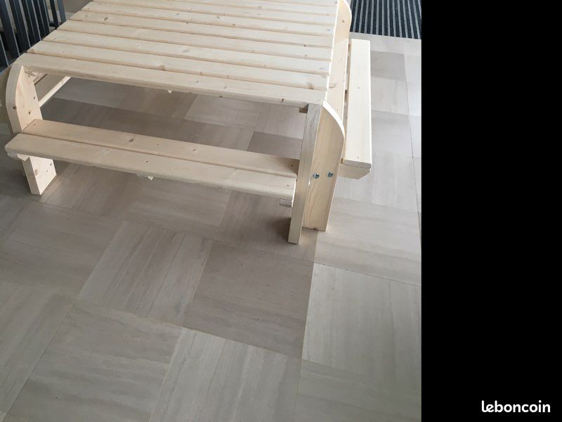 Table de jardin (image 3)