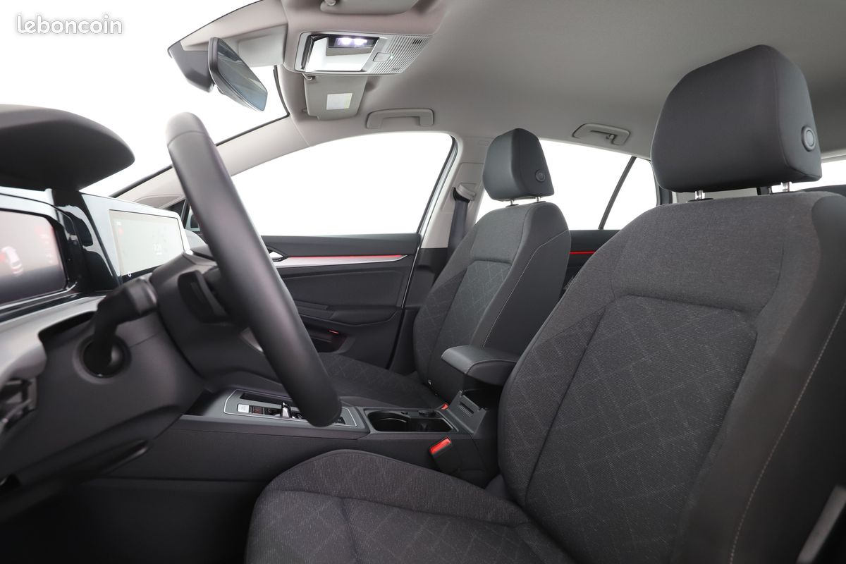 Volkswagen Golf VIII 1.0 eTSI OPF Life Plus DSG7 110 ch (image 5)