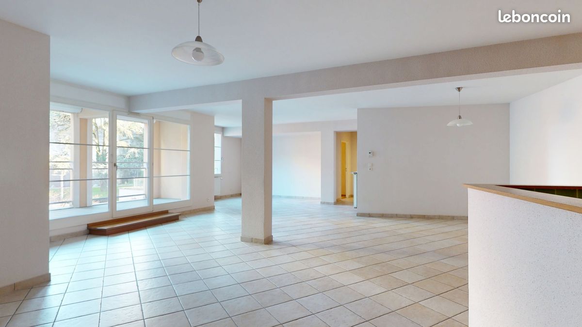 Appartement 4 pièces 114 m² · à Montbéliard · 114 m² · 870 €/mois
