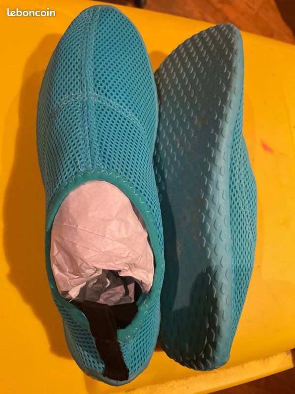 Chaussures pour piscine (image 2)