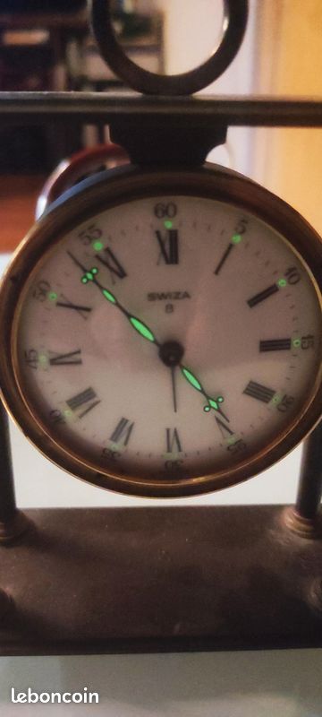 Ancien réveil mécanique remontage ANGELUS SWISS Made ... - eBay