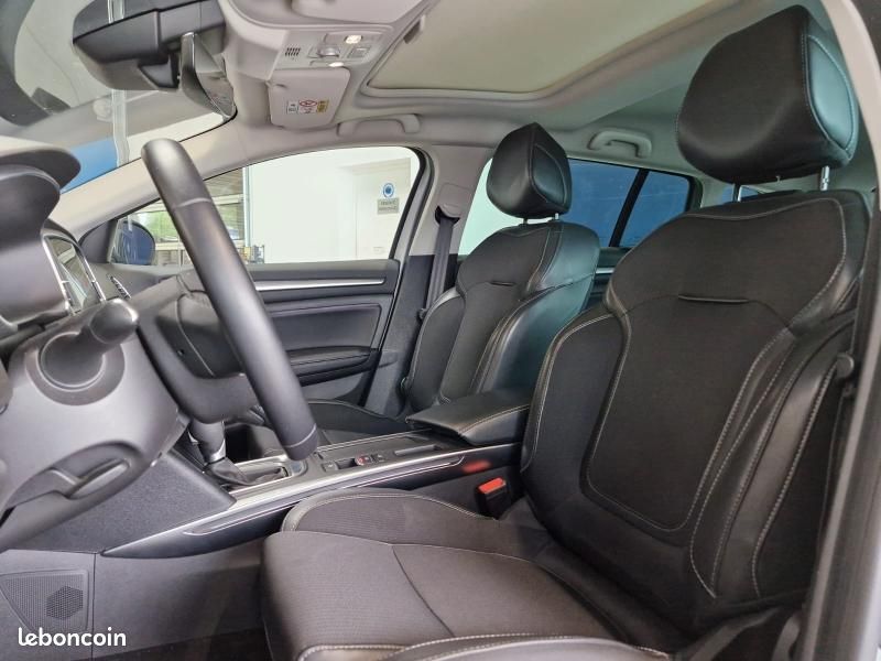 Renault Megane Estate 1.5 Blue dCi 115ch Techno EDC -23 (image 16)