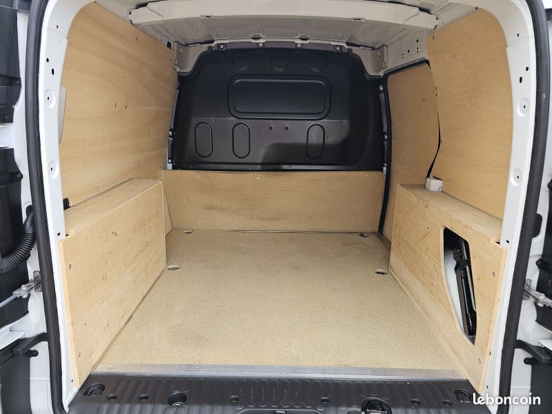 Renault KANGOO II EXPRESS 1.5 BLUE DCI 95CH GRAND CONFORT (image 16)